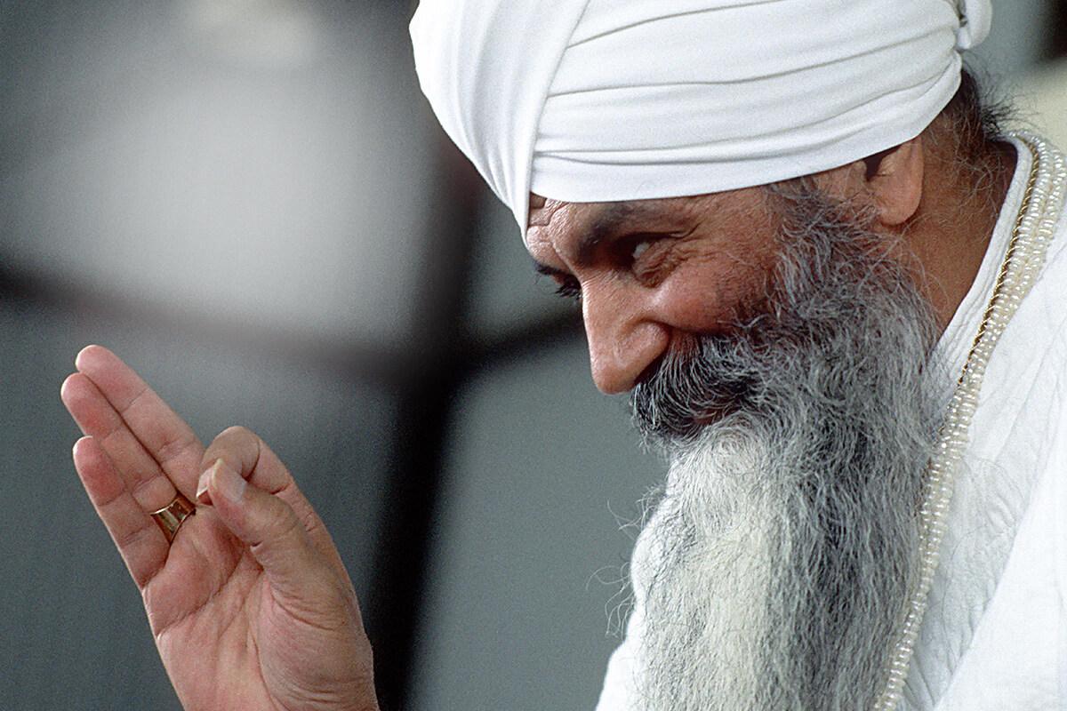 Yogi-Bhajan-vortrag