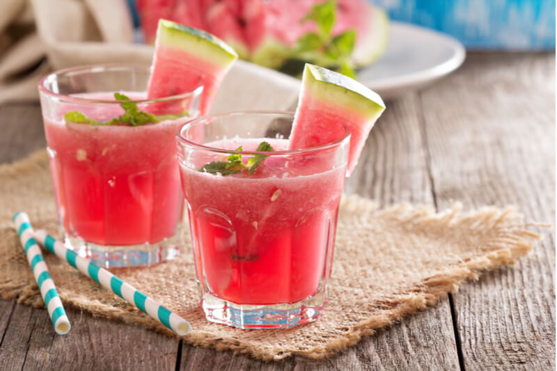 Ayurveda-Rezept: Wassermelone-Minze-Saft