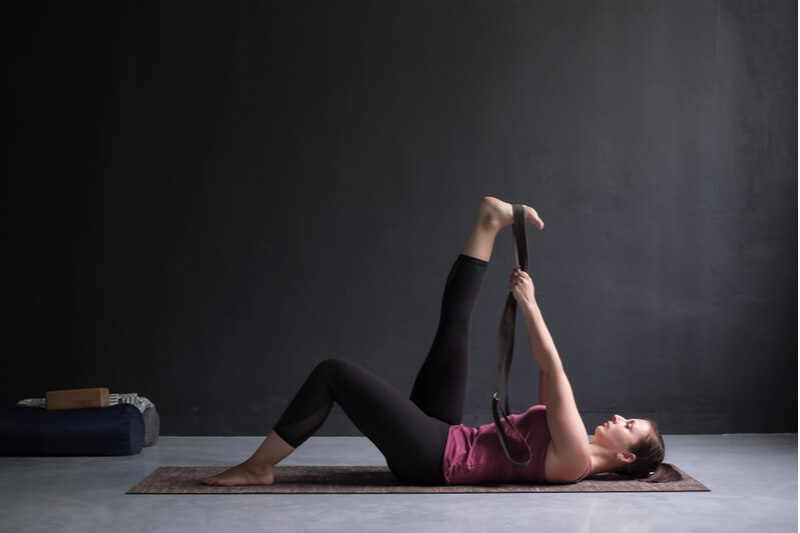 Beinrückseiten dehnen - Yoga Übung