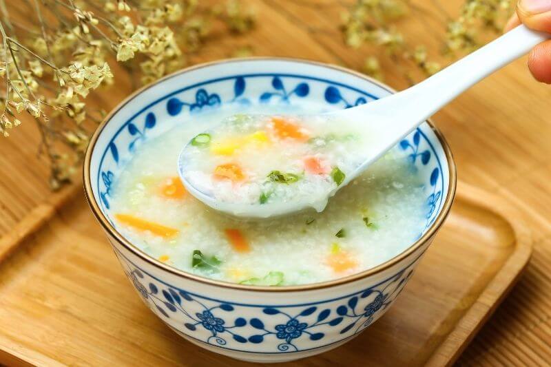 Congee - ein typisches Gericht zum Entlasten in der TCM