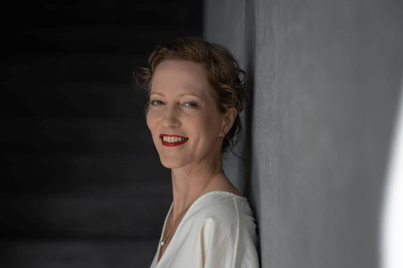 Elena Lustig Portrait
