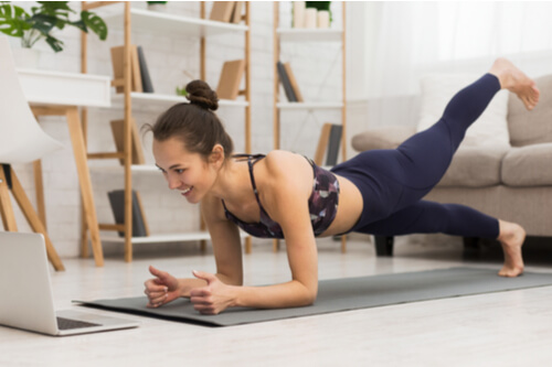 Yoga zum Abnehmen - Mit Yoga-Videos zuhause